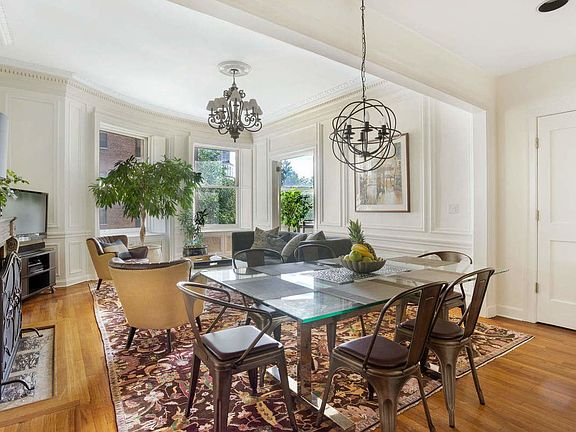 5th image of 323 W 74th St APT 3