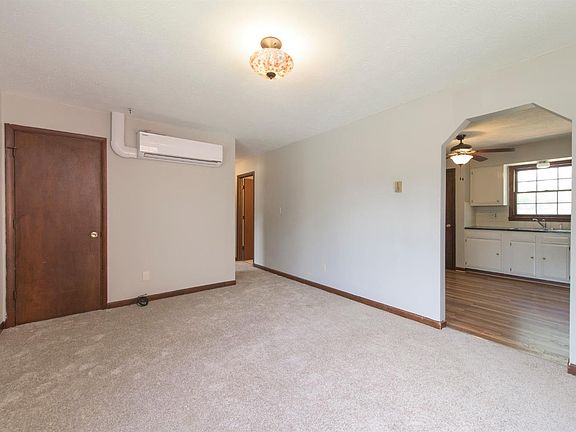 5th image of 1175 Trent Blvd