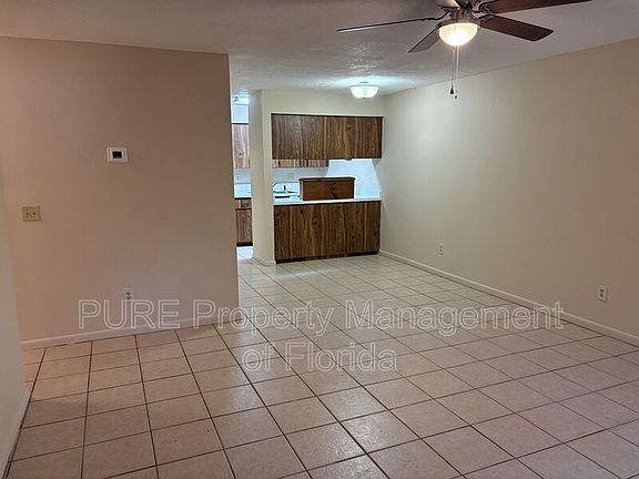 5th image of 601 NE 28th Ave #C