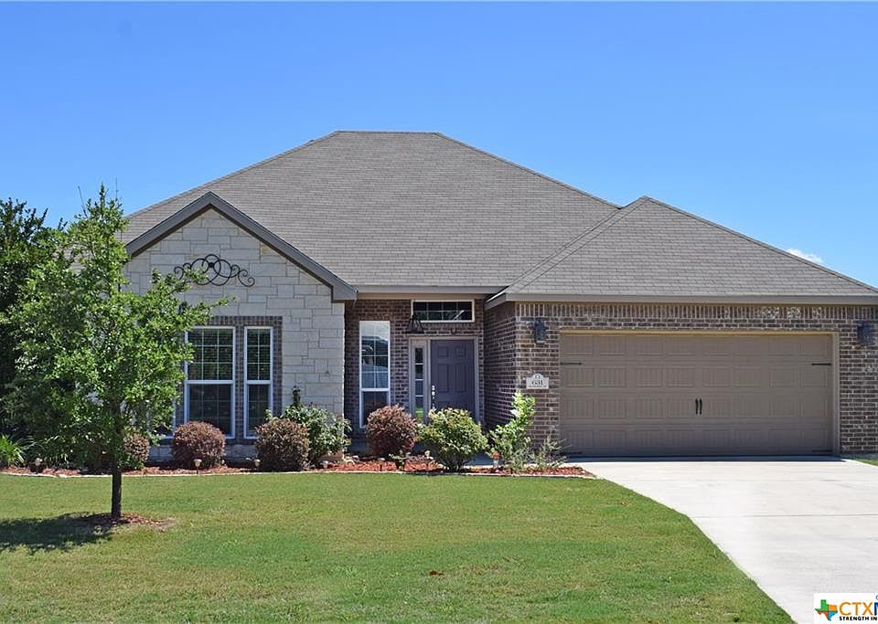 1st image of 631 Northcliffe Dr