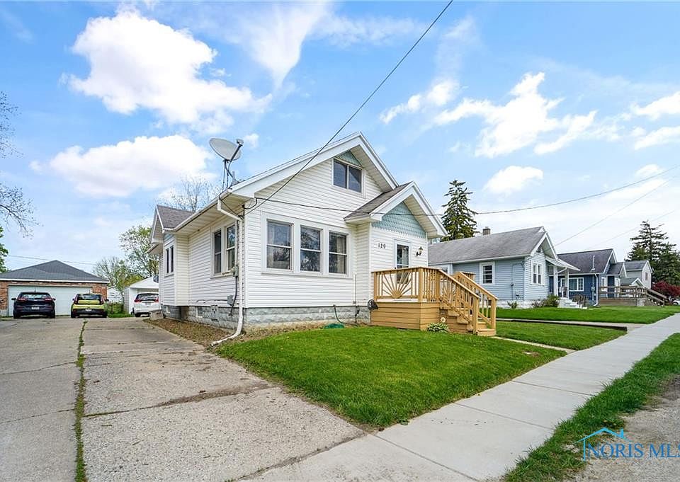 1st image of 129 Rossburn Pl