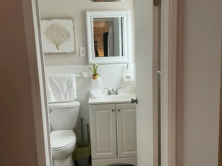 731 SW 4th Ct #2 — Photo 6