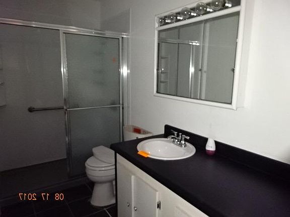 5th image of 10479 White St