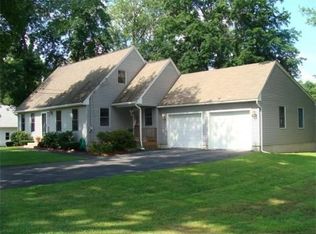 24 Viviani St, South Hadley, MA 01075