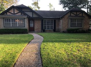 7911 Heathrow Ln, Spring, TX 77379