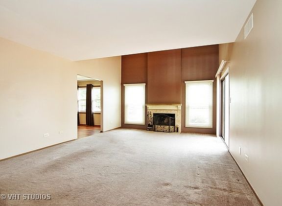 3rd image of 242 Coventry Ct