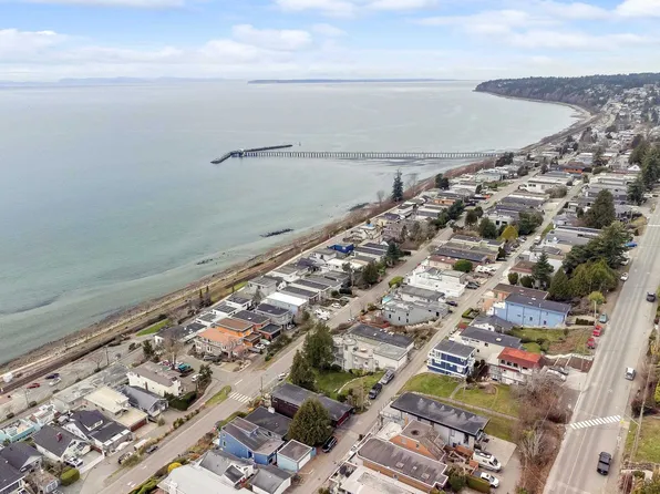 15377 Marine Dr, White Rock, BC V4B 1C8