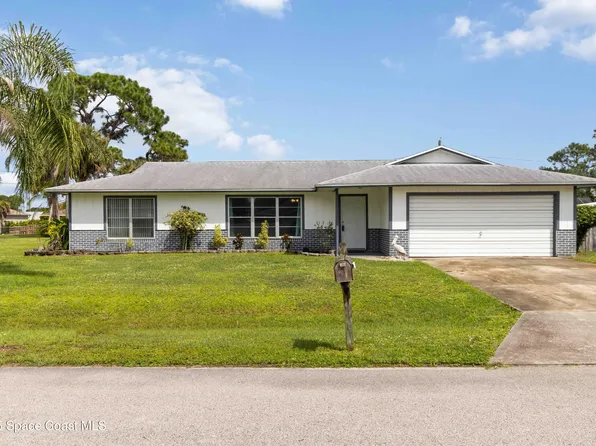 627 Binney St NE, Palm Bay, FL 32907