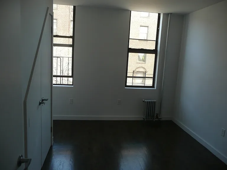 886 Franklin Ave #3L — Photo 6