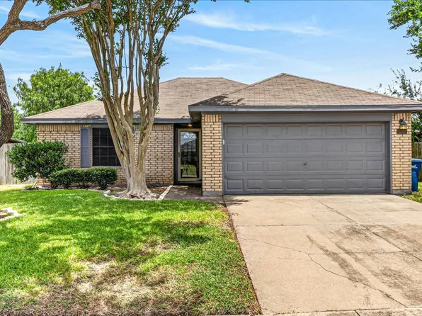 6810 Blue Skyway Dr, Corpus Christi, TX 78414