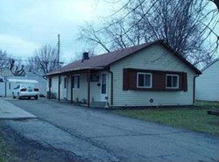 24 Eastridge Dr, Greenwood, IN 46143