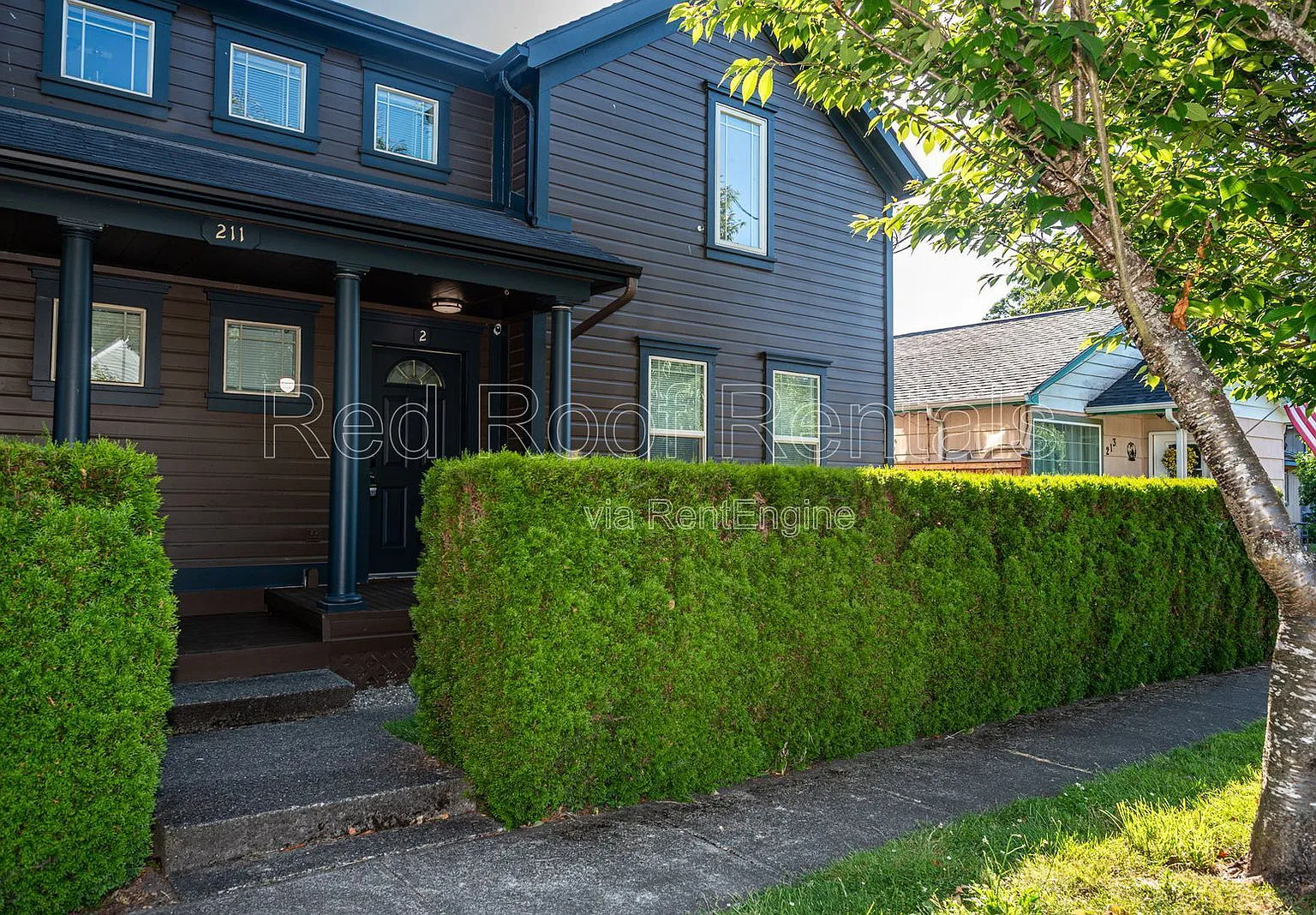 2 bed, 1.5 bath, 1300 sqft, $2,350 — Photo 3
