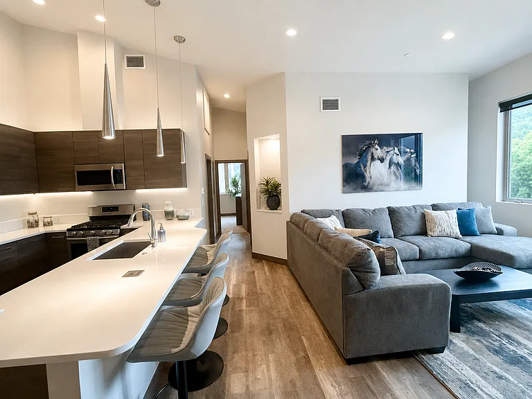 Chambers Lofts LLC — Photo 29