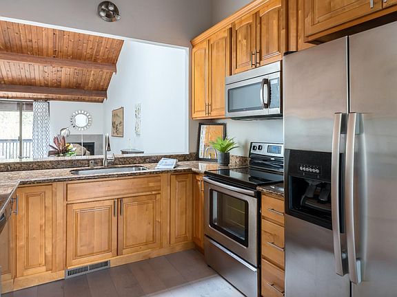 4th image of 2375 Ticonderoga Dr