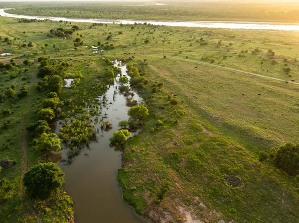 3396 River Bottom Rd, Burkburnett, TX 76354