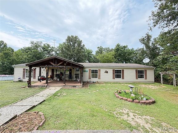 2nd image of 2103 County Road 3140