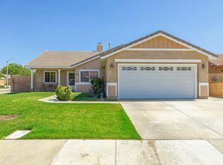 6128 W Avenue J4, Lancaster, CA 93536