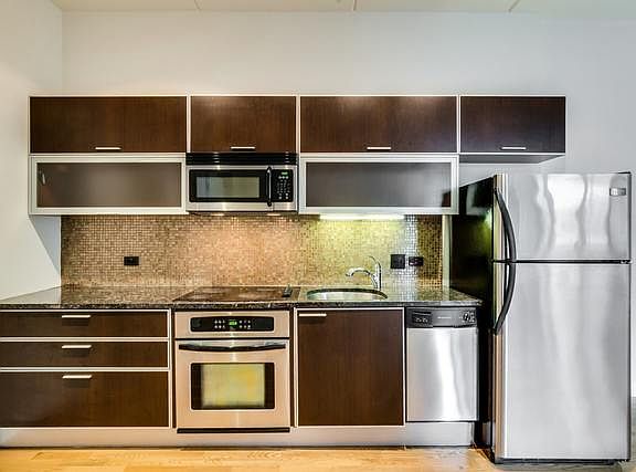 5th image of 660 W Wayman St Unit 308
