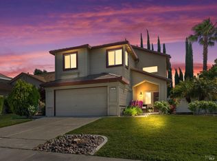 902 Tipperary Dr, Vacaville, CA 95688