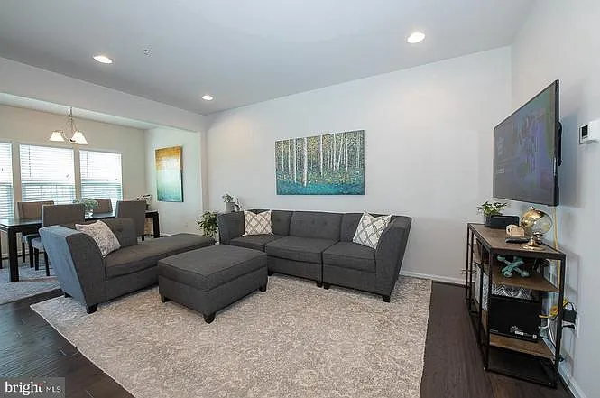 186 Cricket Dr — Photo 4