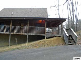 1002 Gordon Way #CABIN141, Sevierville, TN 37876