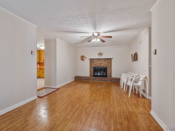 4th image of 7417 Upper River Rd