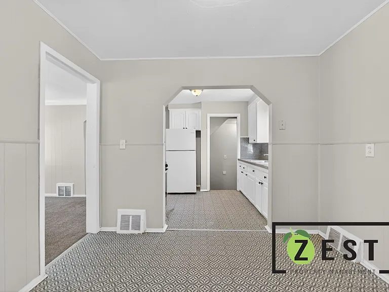 8262 Rosemont Ave — Photo 6