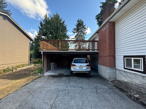 2nd image of 5855 NE 197th St