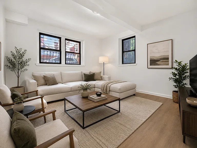 960 Sterling Pl #B — Photo 1
