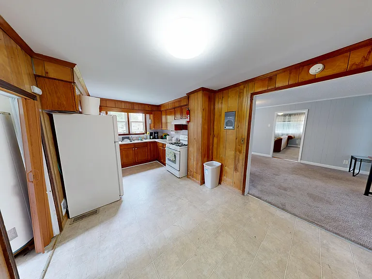 8066 Caratoke Hwy — Photo 10