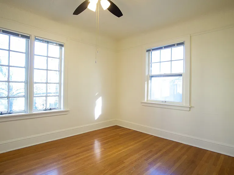 1944 NW Johnson St #301 — Photo 12