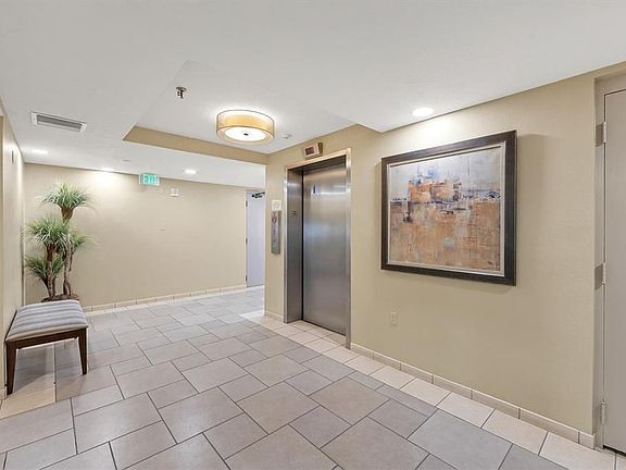 5th image of 1100 Benjamin Franklin Dr #Penthouse 802
