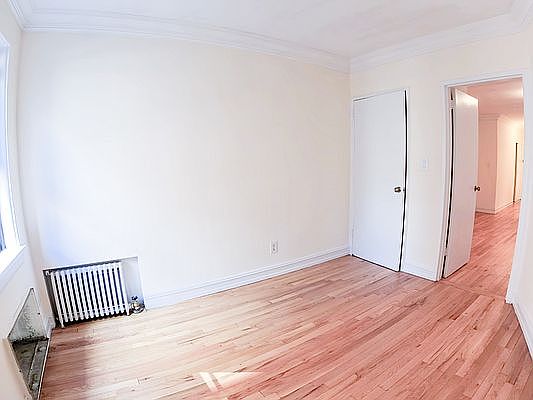 5th image of 191 E 76th St APT 6E