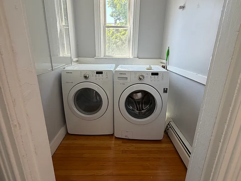 73 Carrington Ave #2 — Photo 6