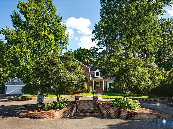 2nd image of 7111 Pinetree Rd