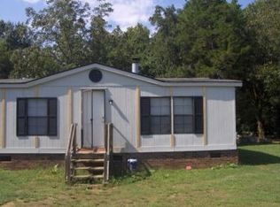 2038 E Georgia Rd, Woodruff, SC 29388
