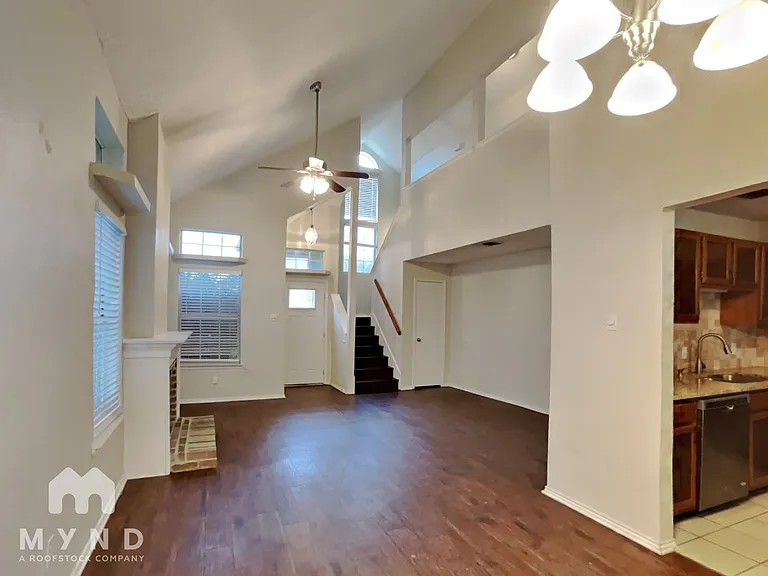 6428 Fern Meadow Dr — Photo 3
