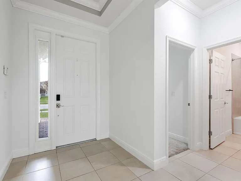 1367 NW Leonardo Cir — Photo 5
