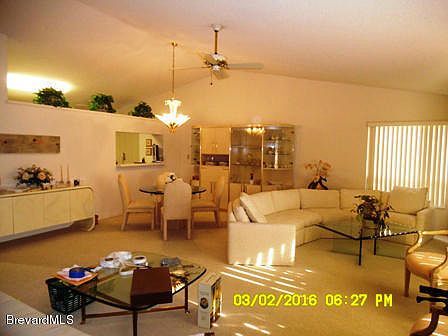 3rd image of 150 Regents Ct