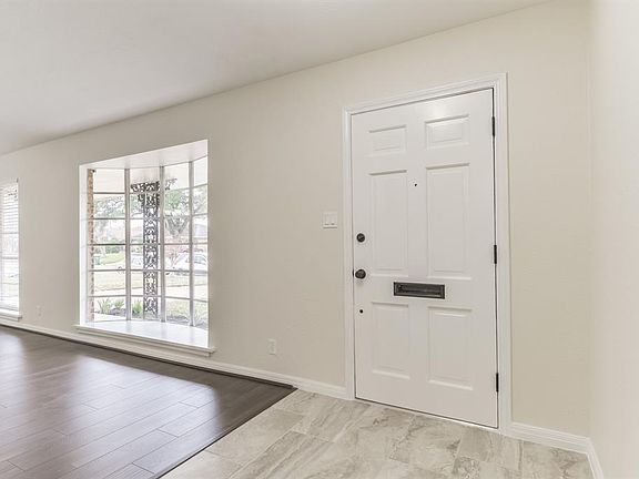 5th image of 5511 Whispering Creek Way