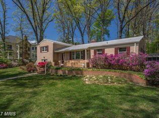 3453 Annandale Rd, Falls Church, VA 22042
