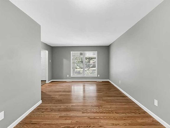 4th image of 6815 Trois Ct