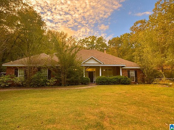 2nd image of 140 Little Doe Ln
