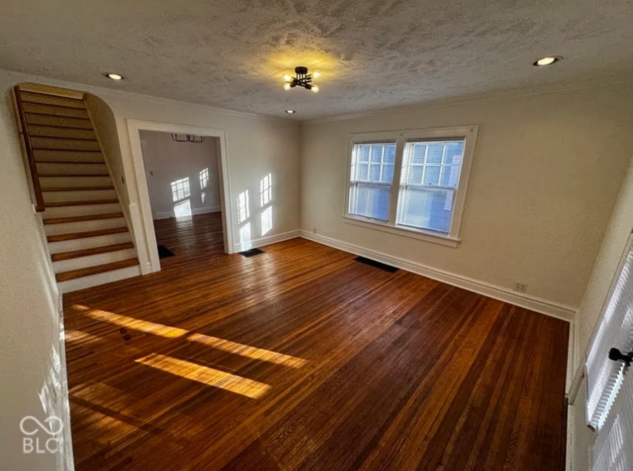 2 bed, 1.5 bath, 1148 sqft, $1,500 — Photo 2