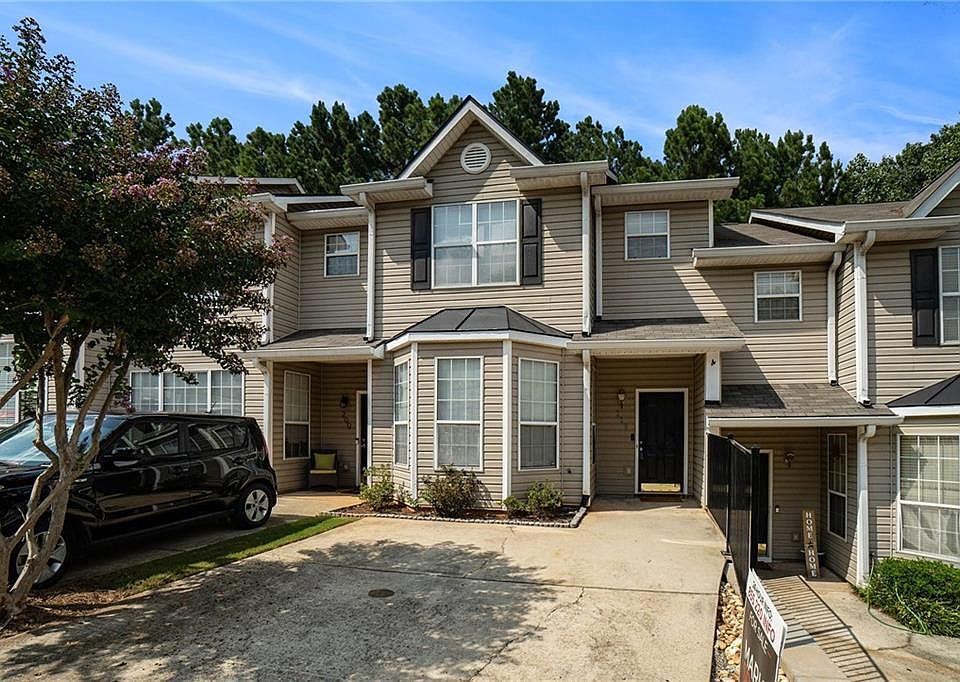 1st image of 210 Brentwood Dr