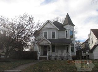 1419 N 7th St, Burlington, IA 52601