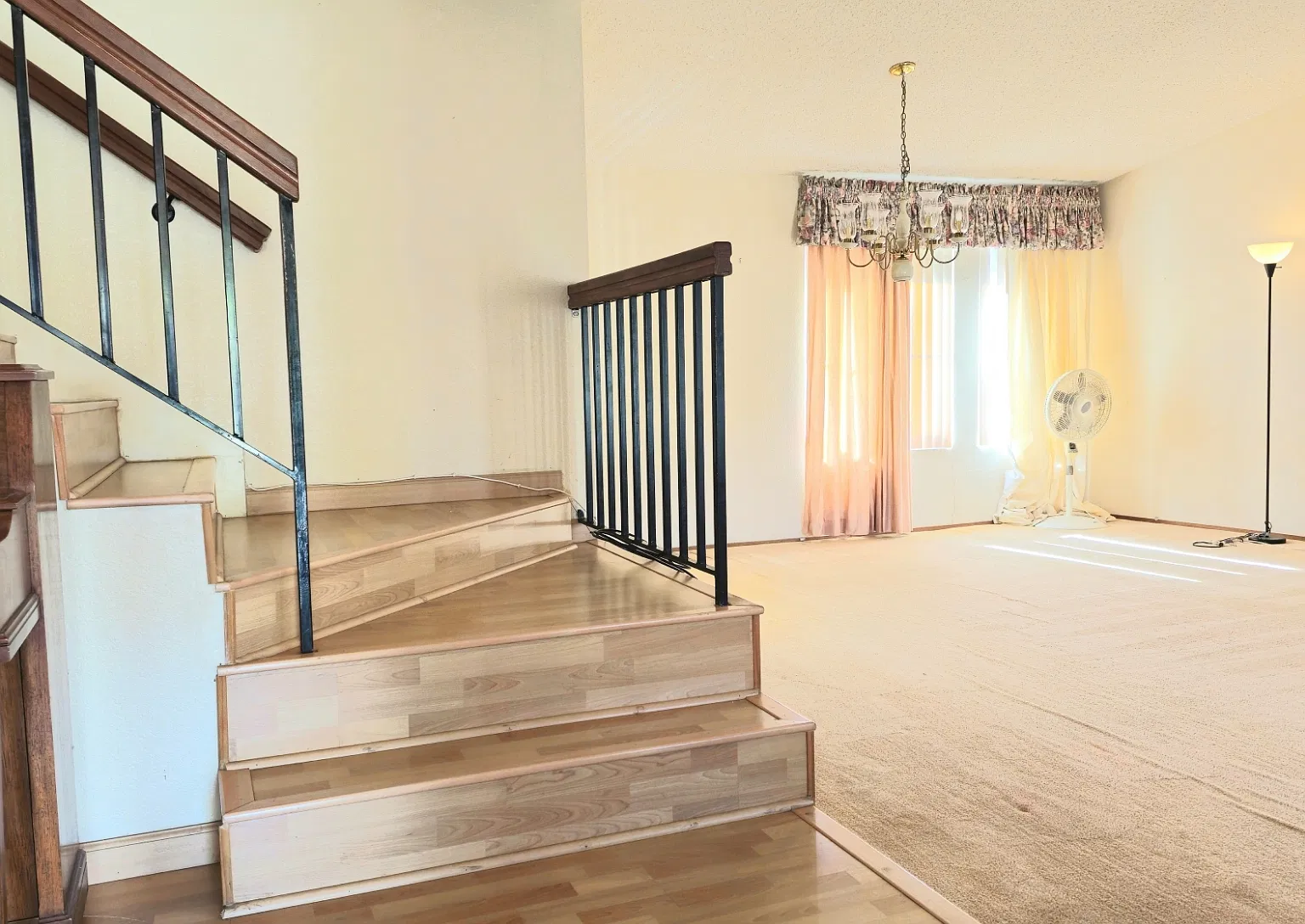 4 bed, 2.5 bath, 1885 sqft, $4,600 — Photo 4