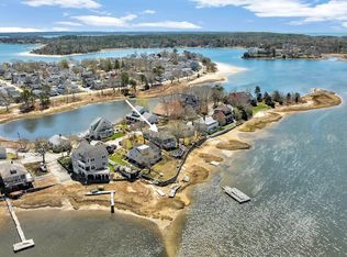 10 Sunset Ave, Wareham, MA 02571