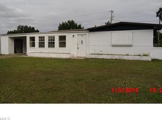 102 Oleander Rd, Lehigh Acres, FL 33936