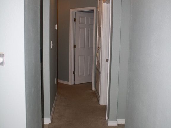 4th image of 2160 Chatsworth Dr